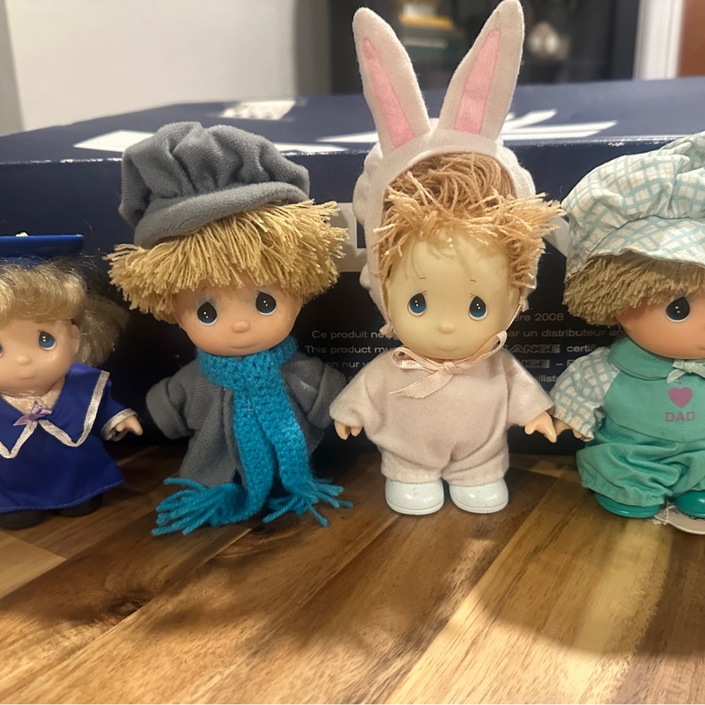Precious moment Doll bundle